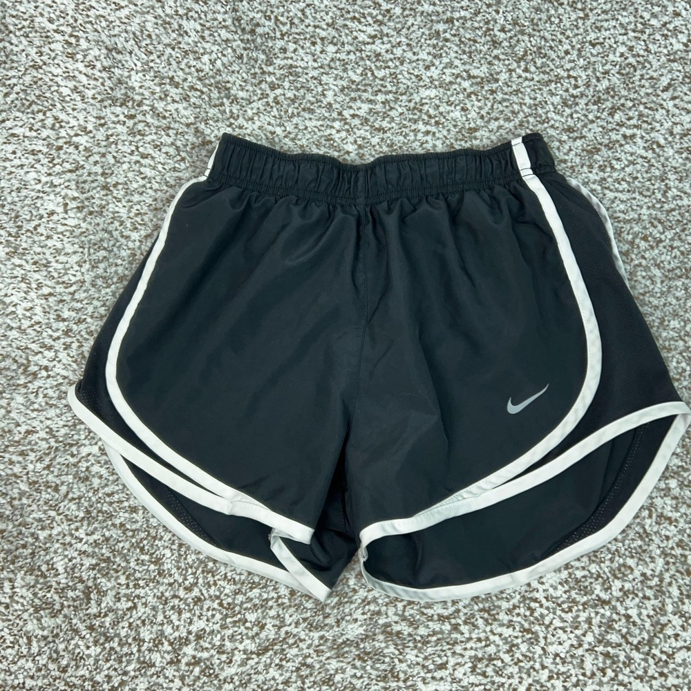Nike Shorts Women XS Black Dri-FIT Lined Running Athletic Tempo Gym Sport Swoosh